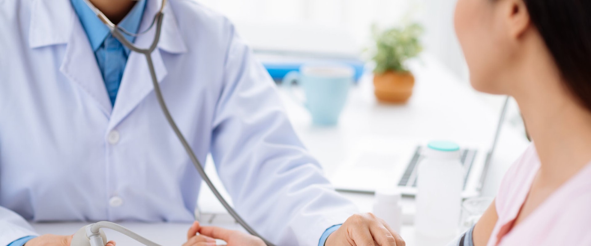 7 Smart Strategies to Save Money on Healthcare Expenses